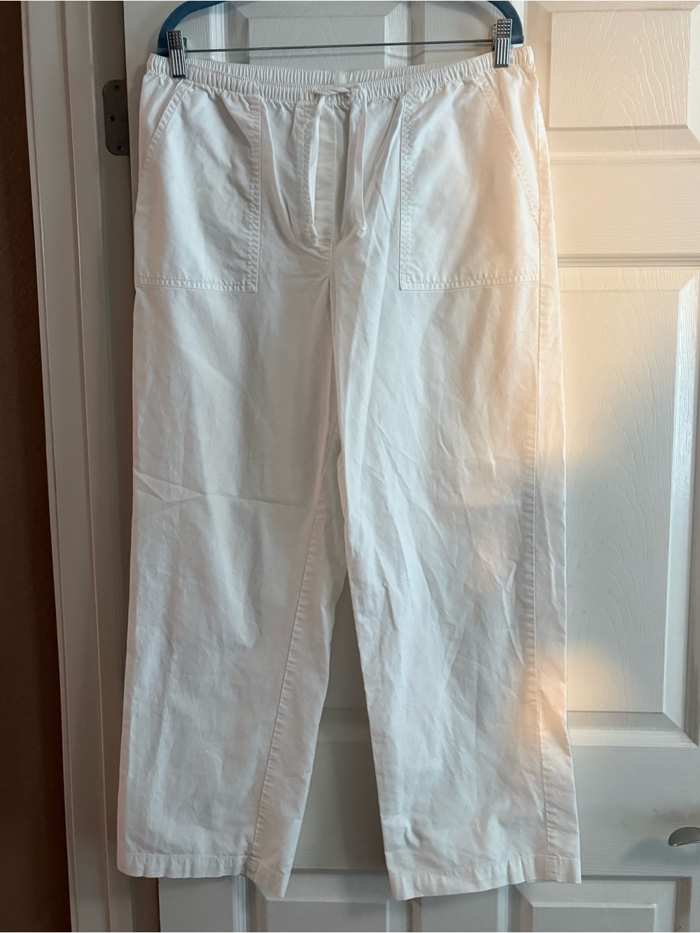 LL Bean 100% cotton white straight leg pants pockets beach comfy women's M
